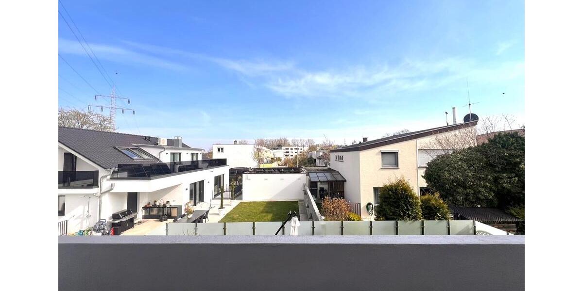 Etagenwohnung Esslingen am Neckar Pliensauvorstadt - 3 Zimmer, 75 m&sup2;, 1.500&euro; | Angebot:25980433