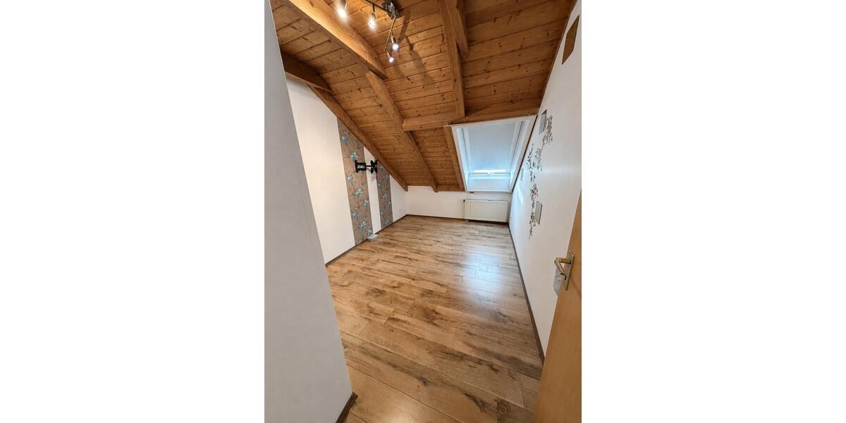 Doppelhaushälfte Metzingen - 5 Zimmer, 120 m&sup2;, 589.000&euro; | Angebot:27211909