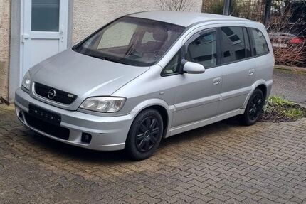 Opel Zafira 179.000 km 1.999 &euro; Horrheim 71665