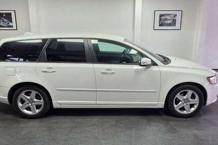 Volvo V50 247.000 km 1.990 € Asperg 71679