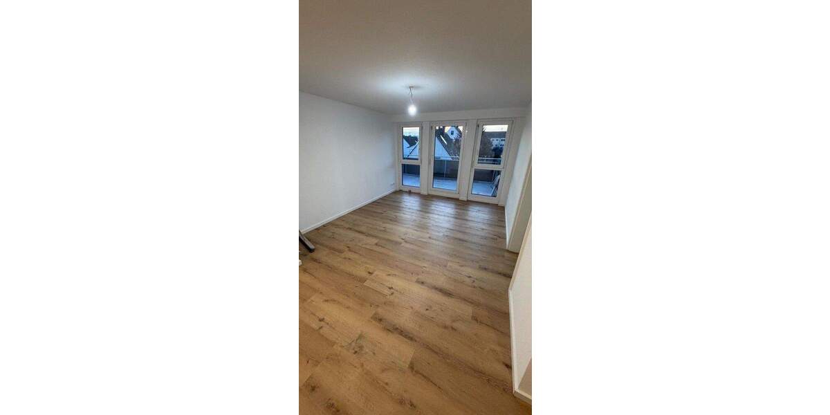 Etagenwohnung Ludwigsburg / Oßweil Oßweil - 4 Zimmer, 76 m&sup2;, 1.300&euro; | Angebot:24750799