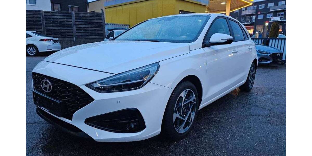 Hyundai i30 26.976 km 19.950 &euro; Leonberg 71229