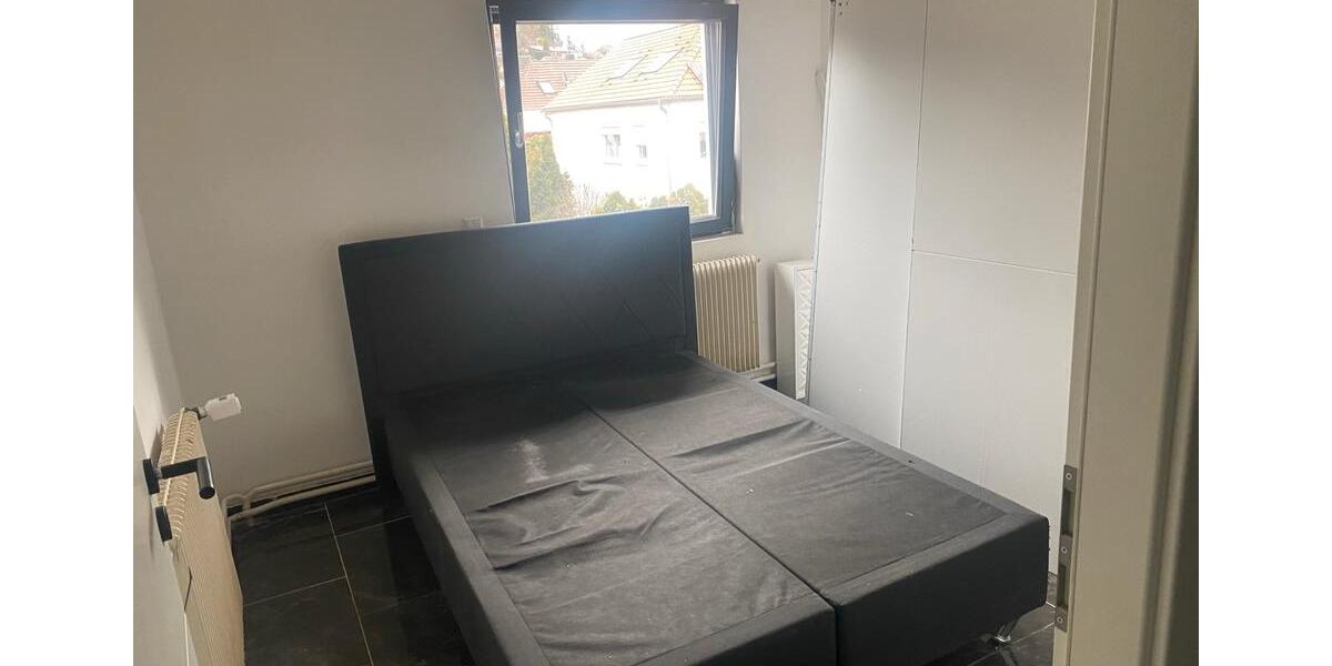 Einfamilienhaus Nürtingen - 225 Zimmer, 225 m&sup2;, 2.000&euro; | Angebot:26483462