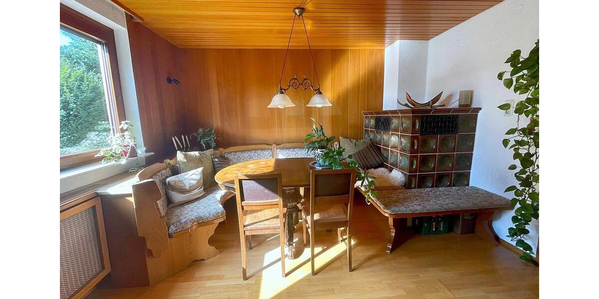 Einfamilienhaus Böblingen - 5.5 Zimmer, 170 m&sup2;, 490.000&euro; | Angebot:26634548