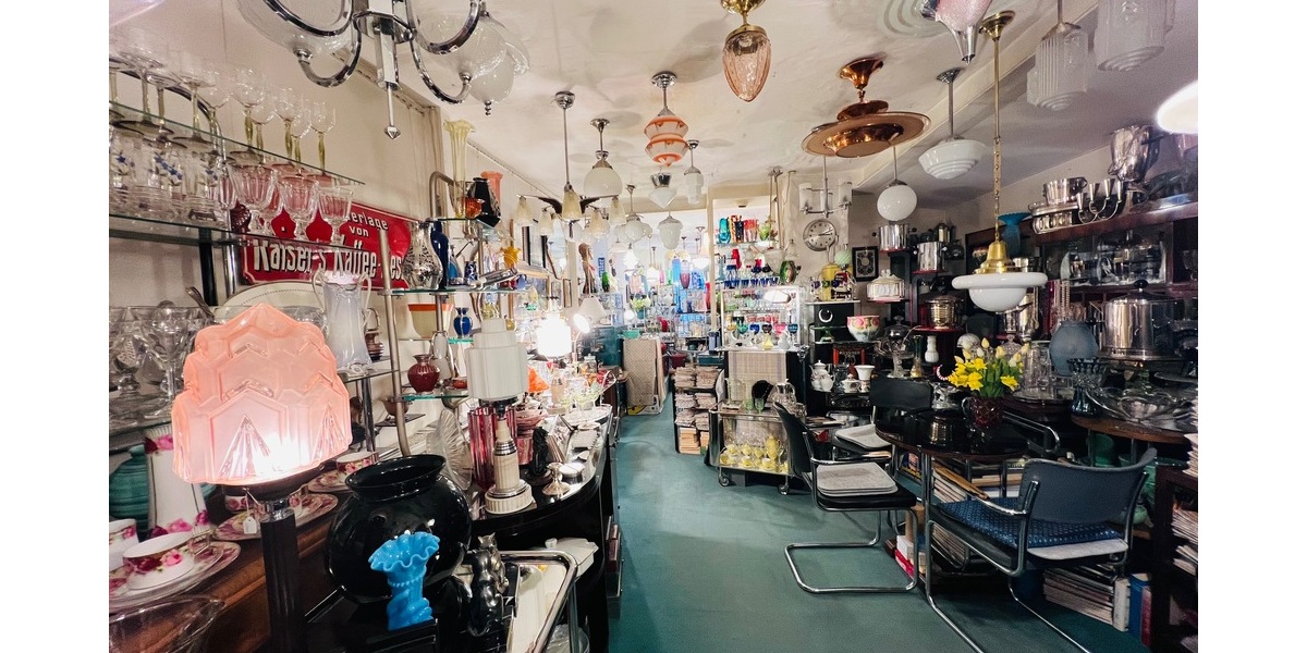 Renditestarke Kapitalanlage in Stuttgart-West: Gewerbeeinheit mit großem Gewölbekeller - Gewerbeobjekt Stuttgart-West West | Angebot:24848130