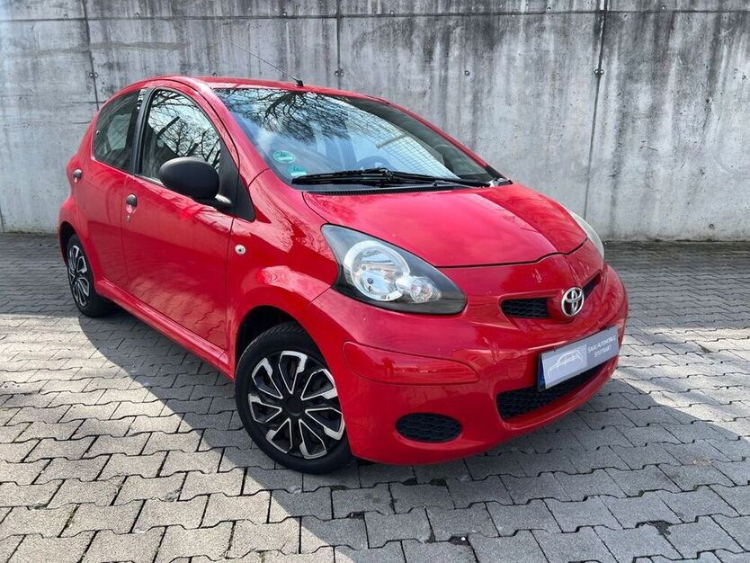 Aygo (X)