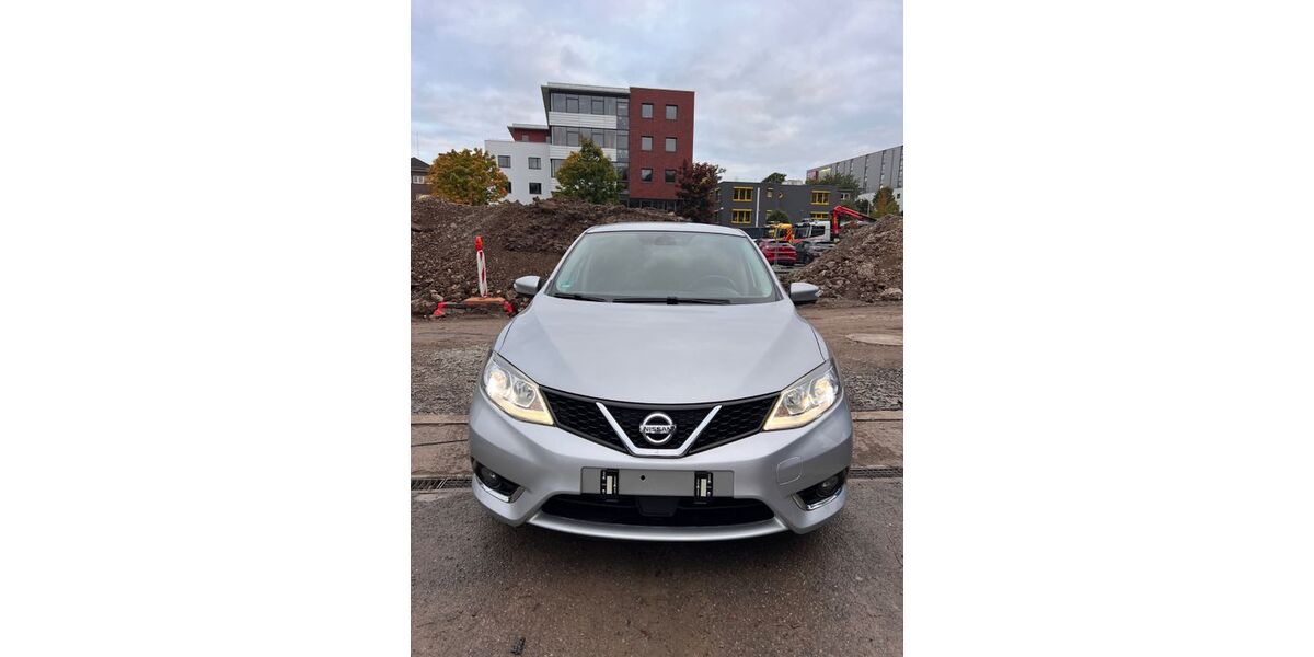 Nissan Pulsar 109.997 km 8.999 &euro; Stuttgart 70376
