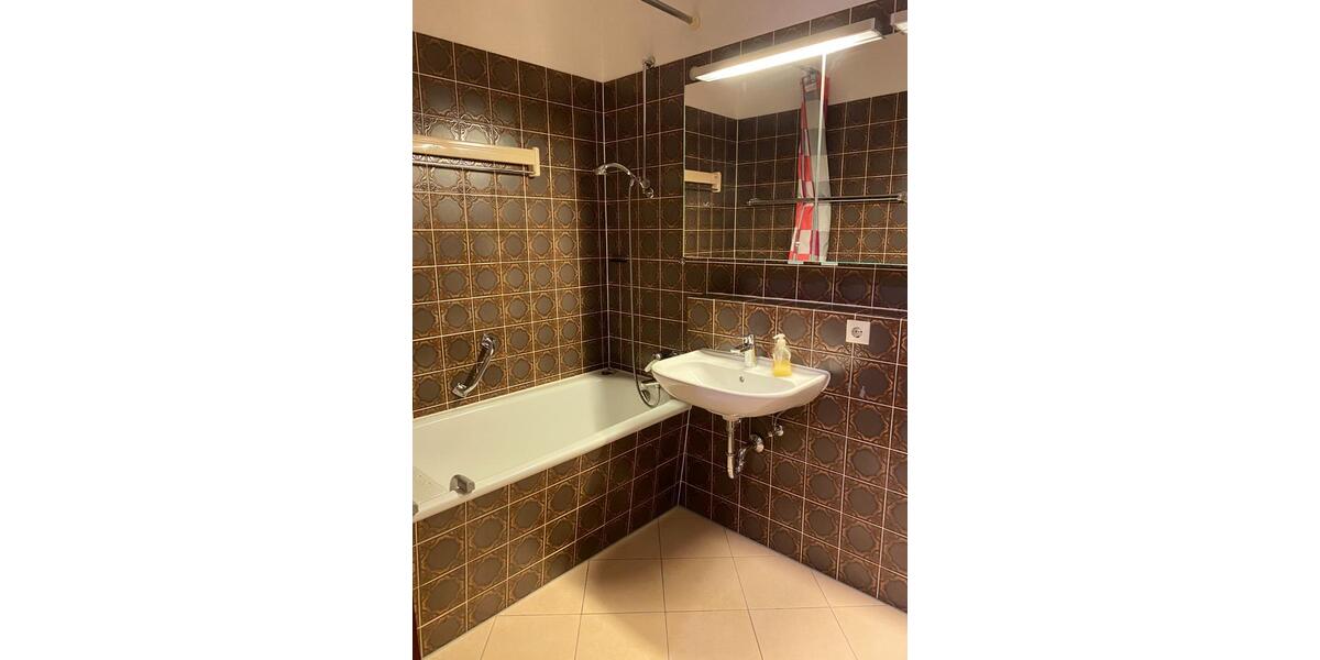 Etagenwohnung Stuttgart Lehen - 2 Zimmer, 63 m&sup2;, 950&euro; | Angebot:24213739