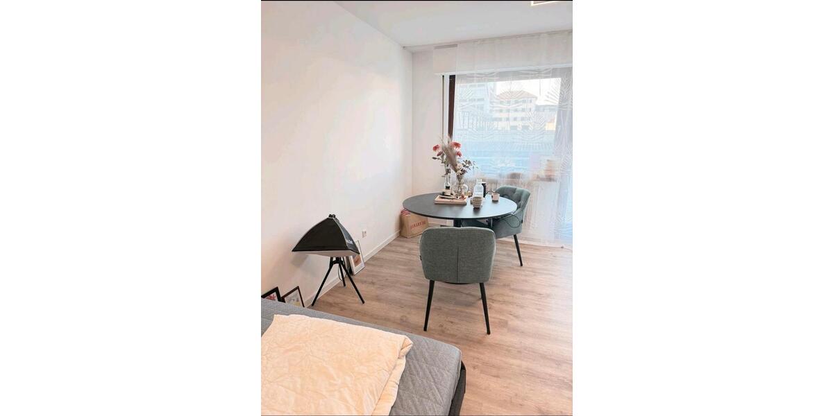 Etagenwohnung Stuttgart Stuttgart-Ost - 2 Zimmer, 19 m&sup2;, 750&euro; | Angebot:24658918