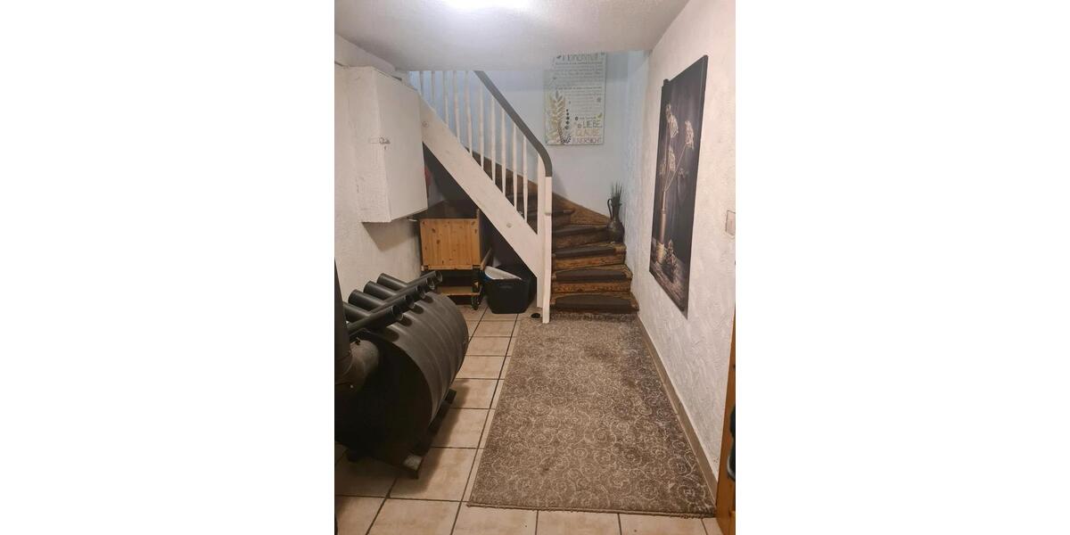 Doppelhaushälfte Rottenburg am Neckar - 6 Zimmer, 160 m&sup2;, 298.000&euro; | Angebot:26548979