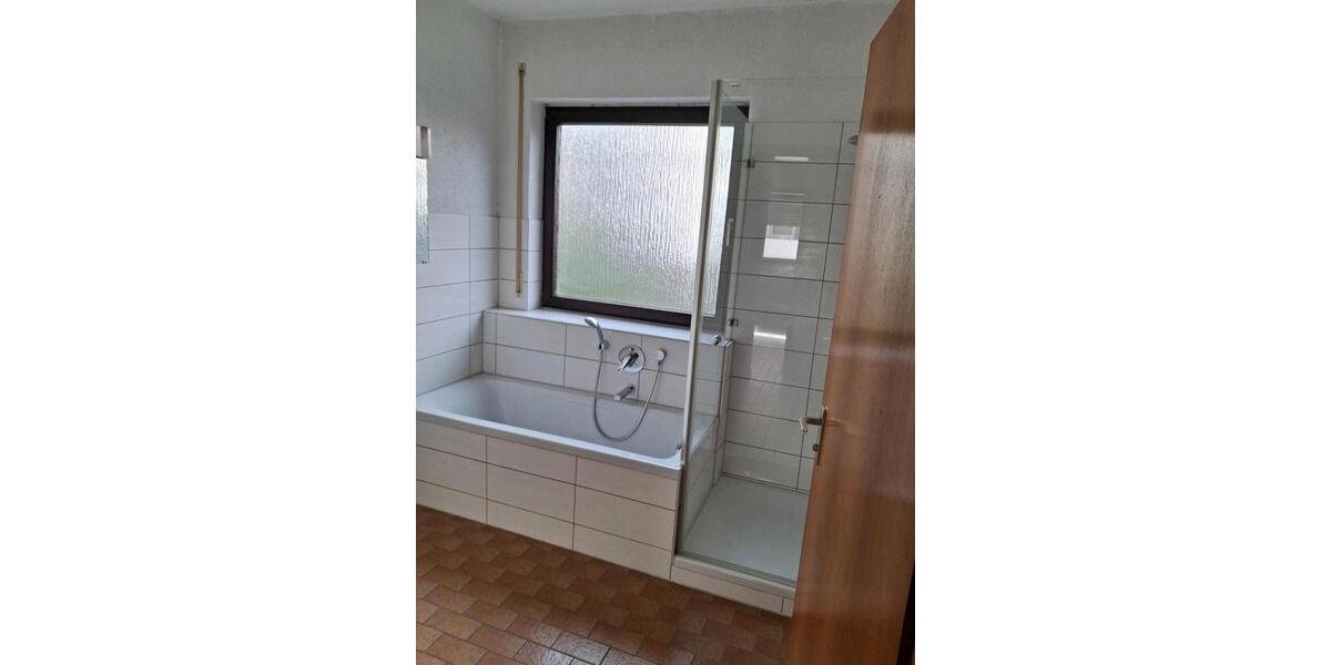 Erdgeschoßwohnung Sindelfingen Darmsheim - 3 Zimmer, 75 m&sup2;, 750&euro; | Angebot:27625229