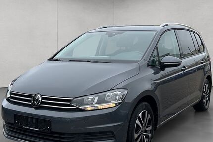 VW Touran 53.061 km 26.990 &euro; Pforzheim 75179