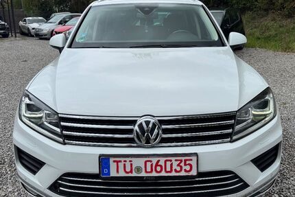 VW Touareg 300.000 km 13.790 € Rottenburrg am neckar 72108