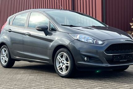 Ford Fiesta 166.500 km 5.090 € Reutlingen 72766