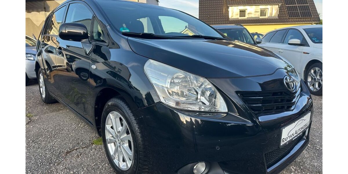 Toyota Verso 145.994 km 5.990 &euro; Unterensingen 72669