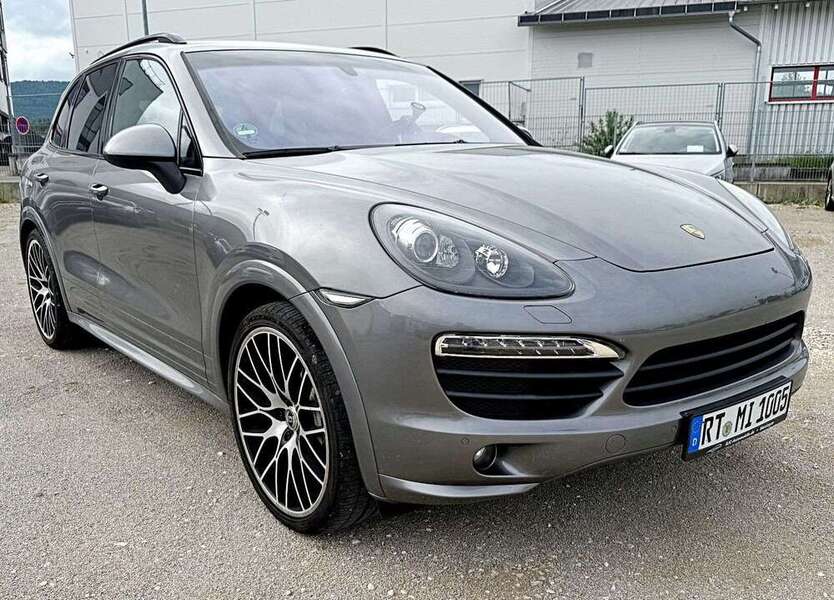 Porsche Cayenne 177.000 km 19.999 € Metzingen 72555