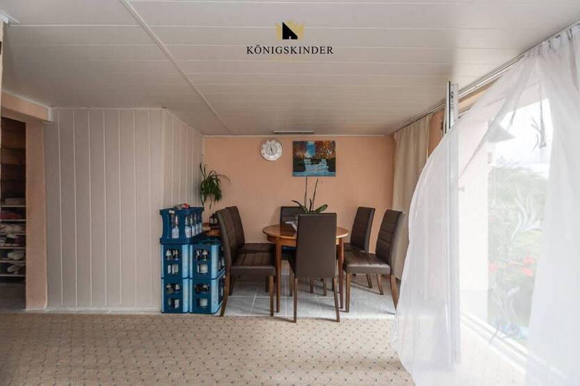 Einfamilienhaus mit Potential: 6 Zimmer, großes Grundstück, schöner Garten. Ihr neues Zuhause?