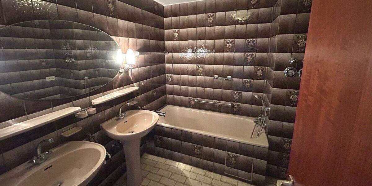 Etagenwohnung Ludwigsburg Eglosheim - 3 Zimmer, 87 m&sup2;, 298.000&euro; | Angebot:23160342