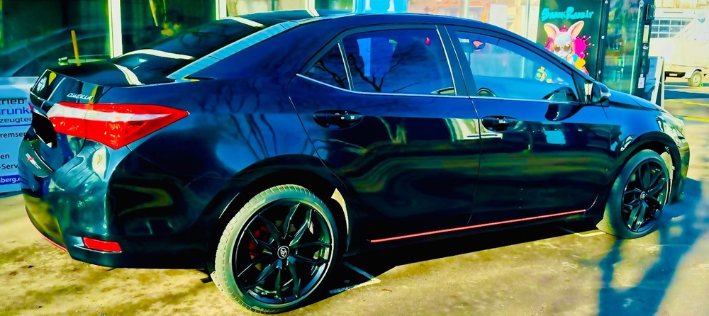 Toyota Corolla 142.000 km 12.800 &euro; Herrenberg 71083