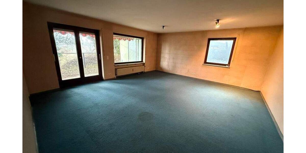 Mehrfamilienhaus, Wohnhaus Pforzheim Eutingen - 5 Zimmer, 177 m&sup2;, 259.000&euro; | Angebot:25748667