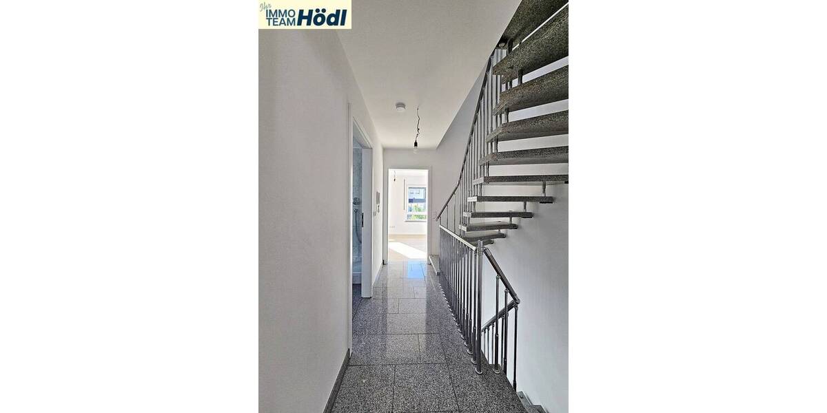 Reihenendhaus Reutlingen Innenstadt - 5 Zimmer, 112 m&sup2;, 1.600&euro; | Angebot:26543131