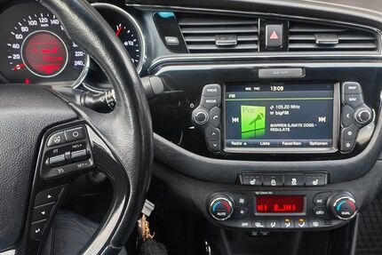 Kia ceed / Ceed 130.000 km 8.900 &euro; P 75181