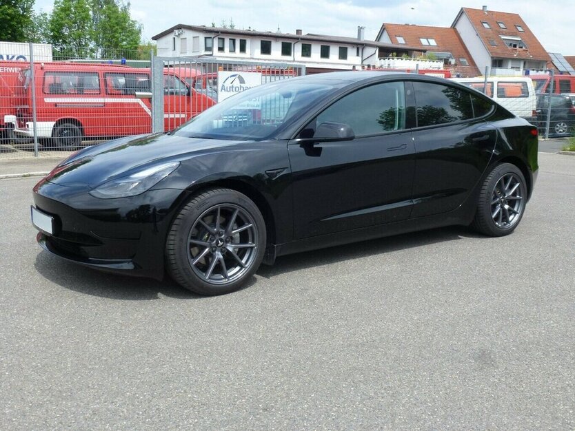 Model 3 SR+ RWD 60 kWH neuwertig * Mwst. ausweisba
