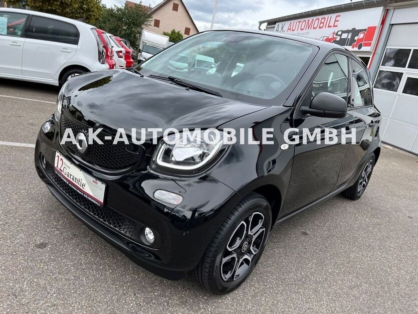 Smart ForFour 53.881 km 9.999 € Deizisau 73779