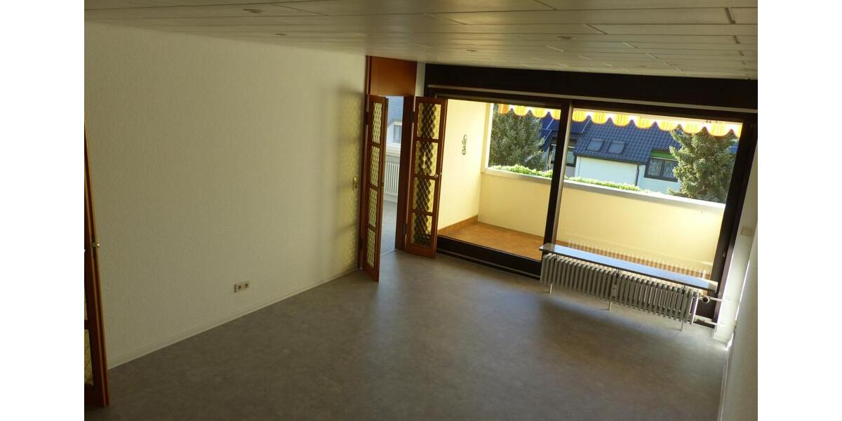 Etagenwohnung Tamm - 4.5 Zimmer, 100 m&sup2;, 1.300&euro; | Angebot:25402497