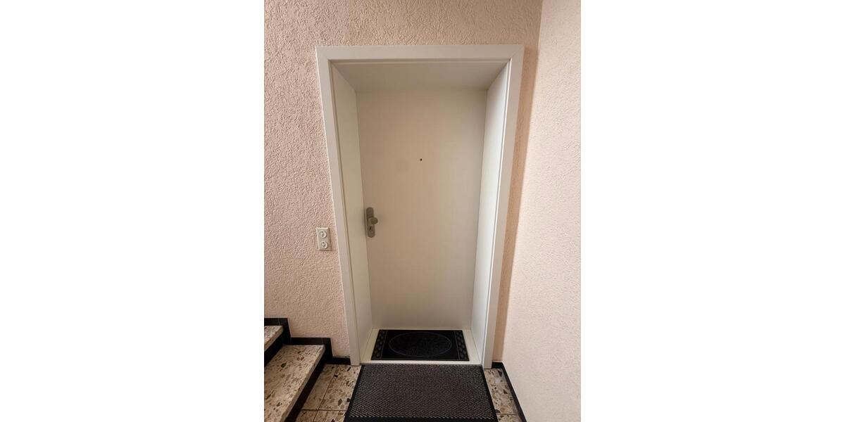 Etagenwohnung Sachsenheim - 3 Zimmer, 69 m&sup2;, 285.000&euro; | Angebot:27242027