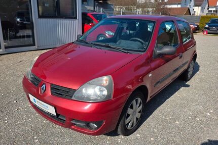 Renault Clio 158.000 km 1.999 &euro; Reutlingen 72770