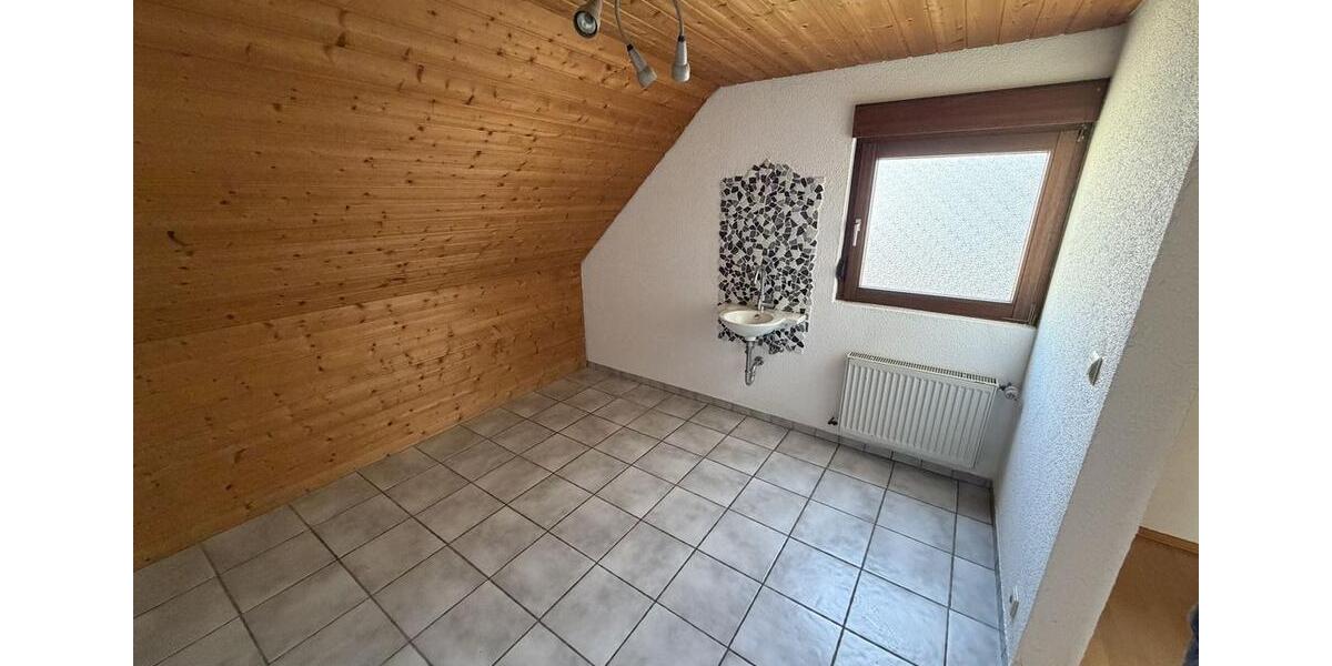 Einfamilienhaus Remseck am Neckar - 5.5 Zimmer, 120 m&sup2;, 395.000&euro; | Angebot:26013882