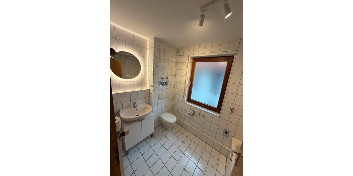 Etagenwohnung Neuhausen auf den Fildern - 2.5 Zimmer, 69 m&sup2;, 870&euro; | Angebot:24755082