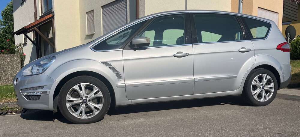 S-Max