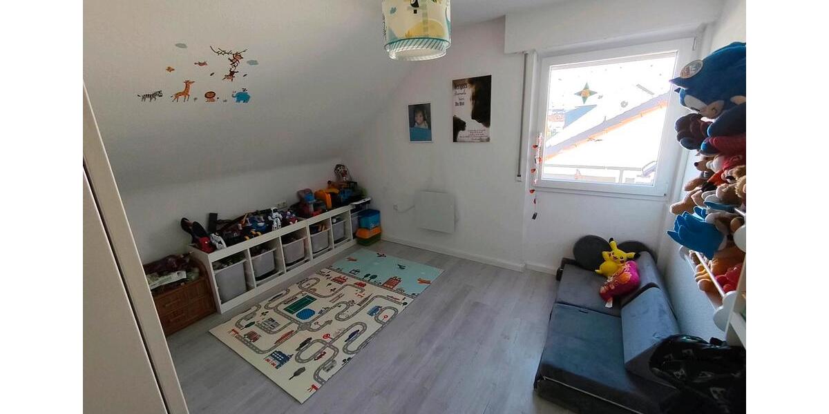 Etagenwohnung Asperg - 3 Zimmer, 70 m&sup2;, 1.300&euro; | Angebot:24831894