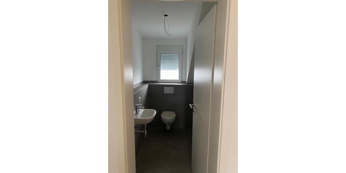 Dachgeschoßwohnung Gomaringen - 4 Zimmer, 105 m&sup2;, 1.300&euro; | Angebot:24619607