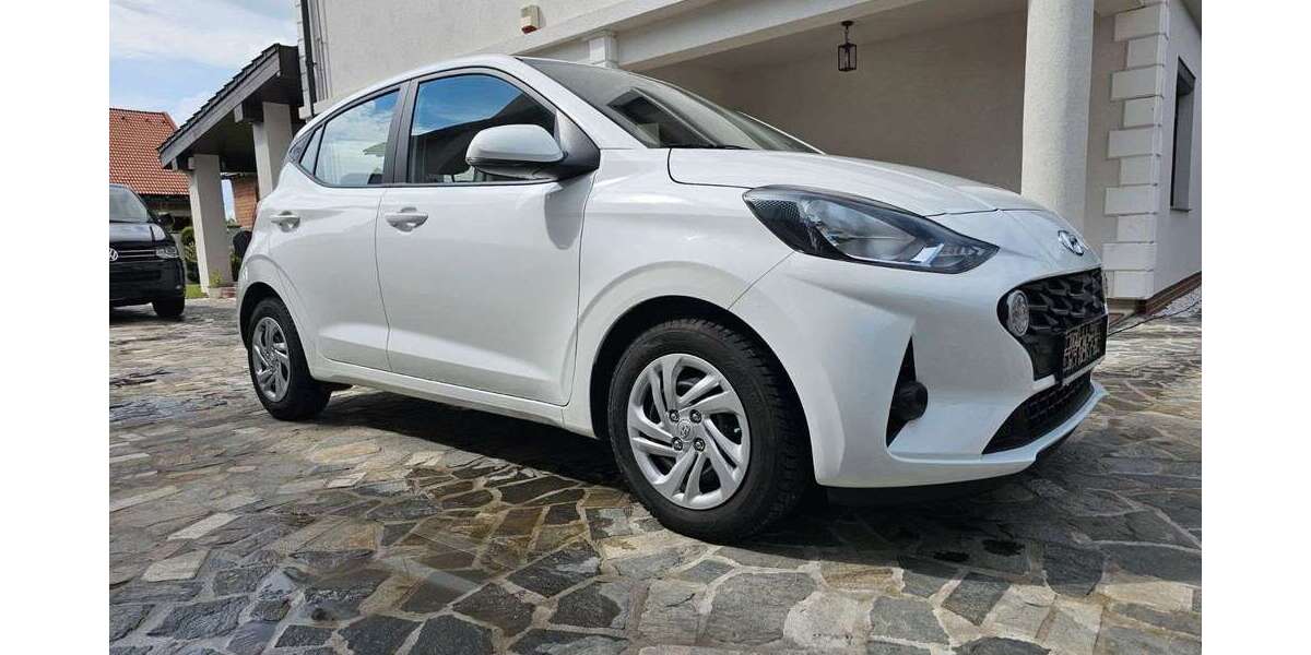 Hyundai i10 30.000 km 11.990 &euro; Filderstadt 70794