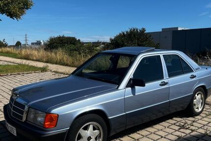 Mercedes-Benz 190 122.000 km 7.600 € Nagold 72202