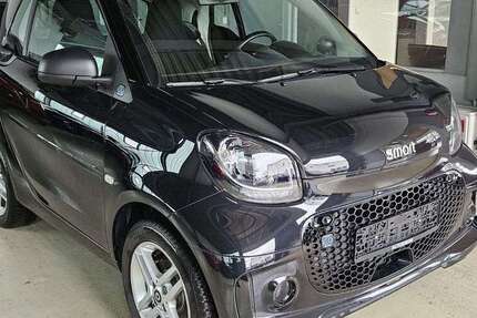 Smart forTwo 2.805 km 10.999 € Neckartailfingen 72666