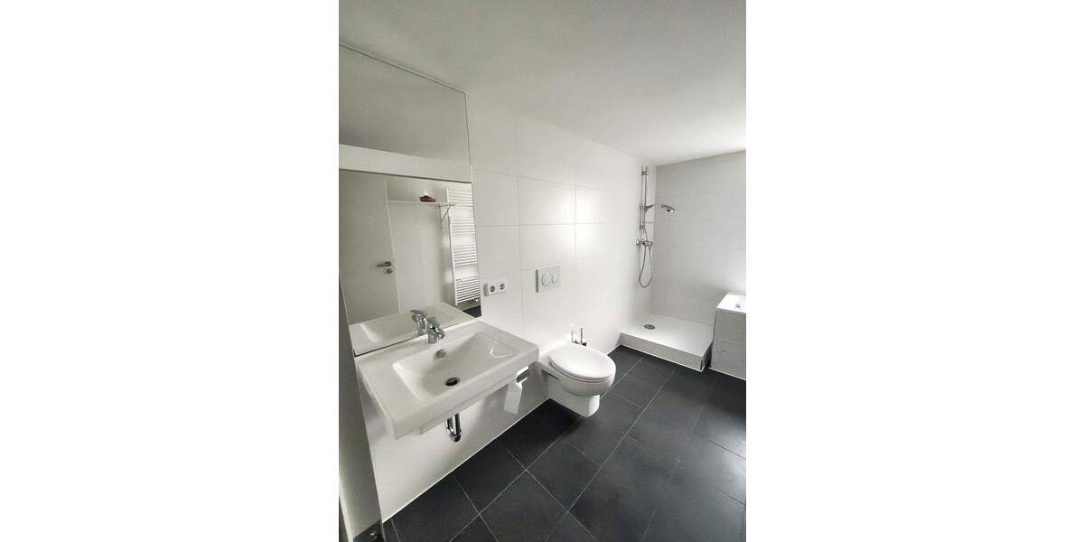 Etagenwohnung Reutlingen Rommelsbach - 3 Zimmer, 90 m&sup2;, 349.900&euro; | Angebot:25657484