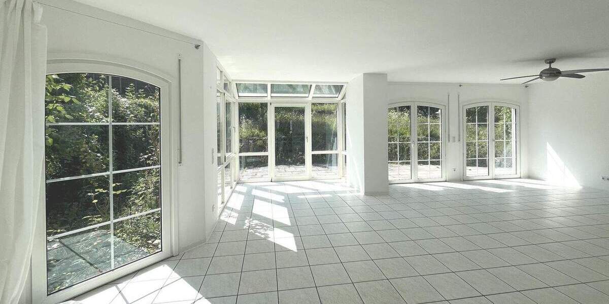 Einfamilienhaus Stuttgart Nord - 7 Zimmer, 242 m&sup2;, 1.690.000&euro; | Angebot:25727195