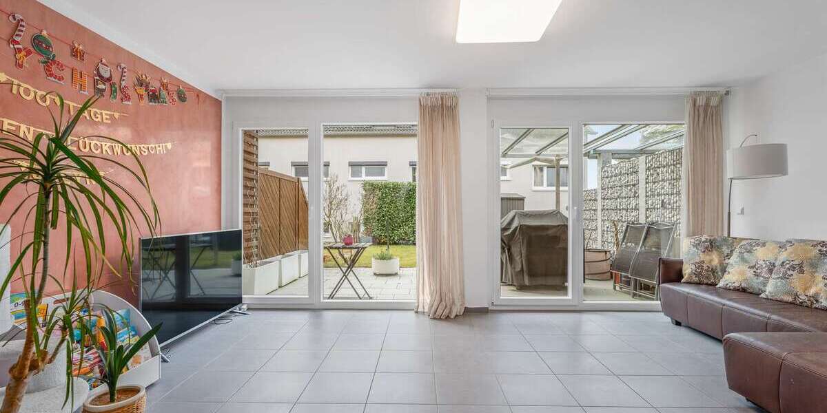 Modernes Reihenmittelhaus mit Garten in Stammheim - Reihenmittelhaus Stuttgart Neuwirtshaus | Angebot:27455504