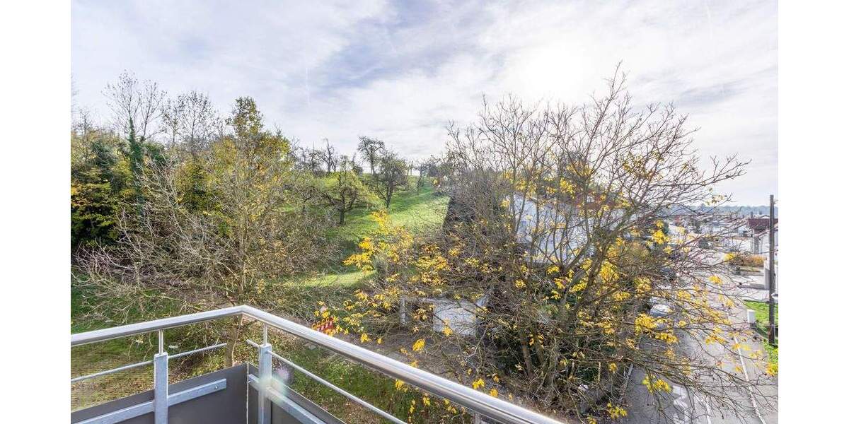 Etagenwohnung Oberboihingen - 3 Zimmer, 95 m&sup2;, 1.100&euro; | Angebot:26093300