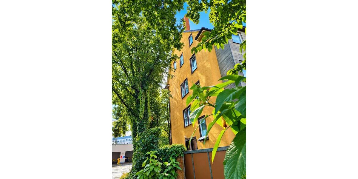 Dachgeschoßwohnung Ludwigsburg - 4 Zimmer, 97 m&sup2;, 1.315&euro; | Angebot:27608091