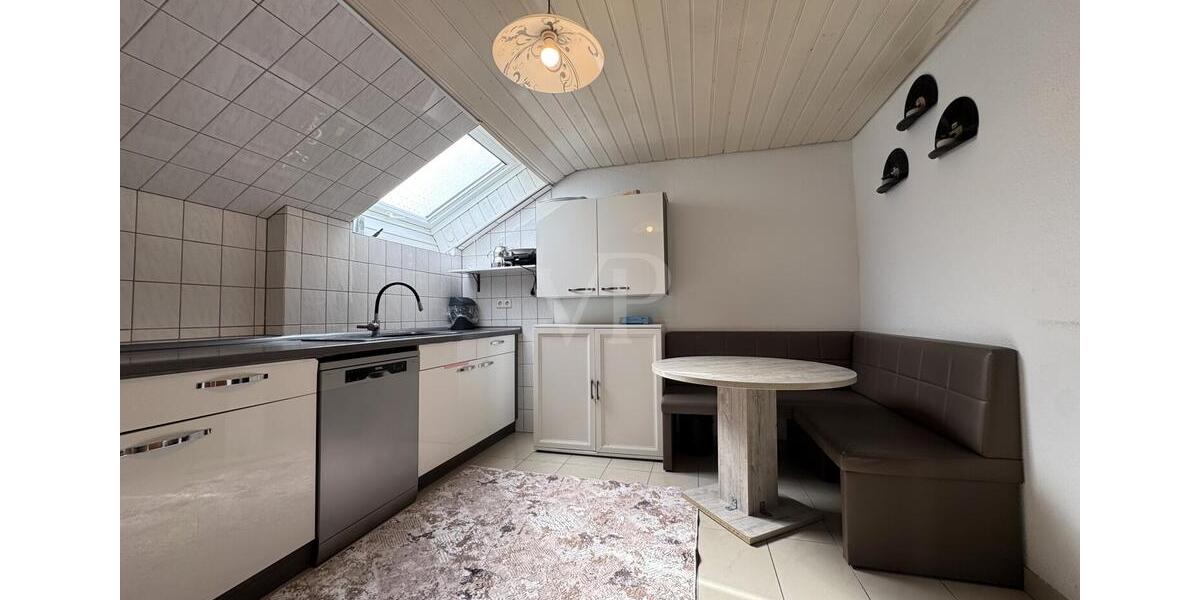 Dachgeschoßwohnung Pforzheim Büchenbronn - 4 Zimmer, 110 m&sup2;, 1.150&euro; | Angebot:26477068