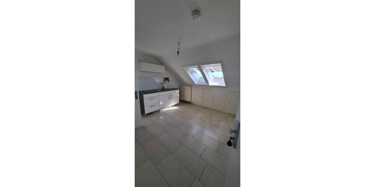 Dachgeschoßwohnung Weil Im Schönbuch - 1 Zimmer, 48 m&sup2;, 800&euro; | Angebot:27572615