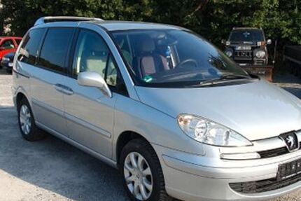 Peugeot 807