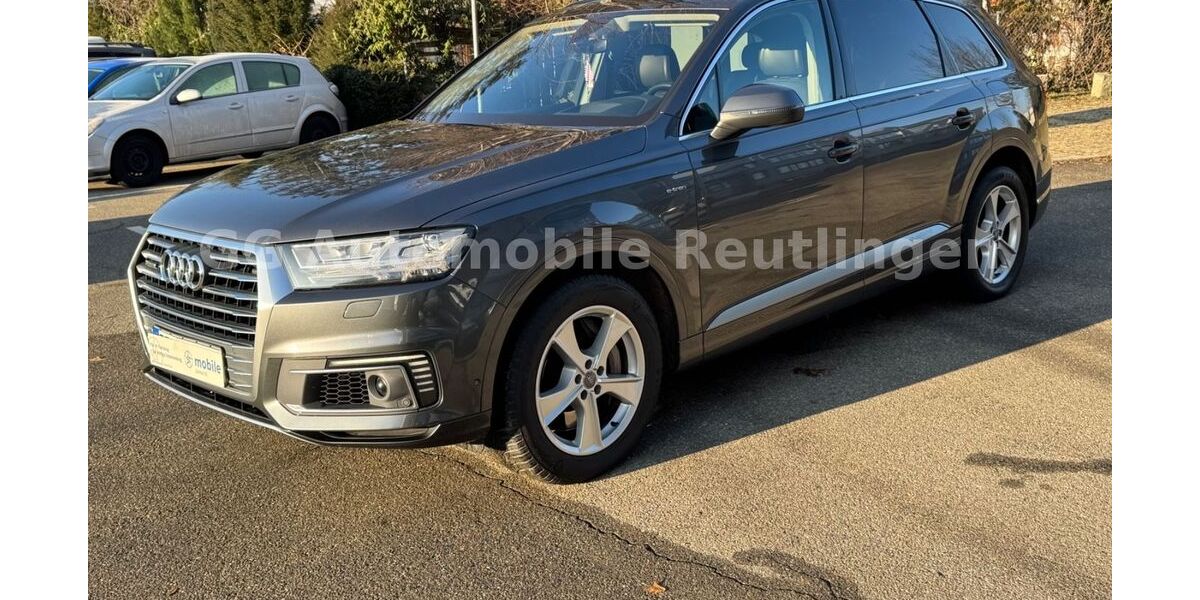Audi Q7 222.258 km 27.599 &euro; Reutlingen 72766
