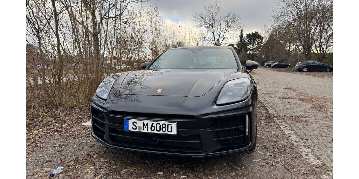 Porsche Panamera 21.230 km 129.900 &euro; Stuttgart 70374