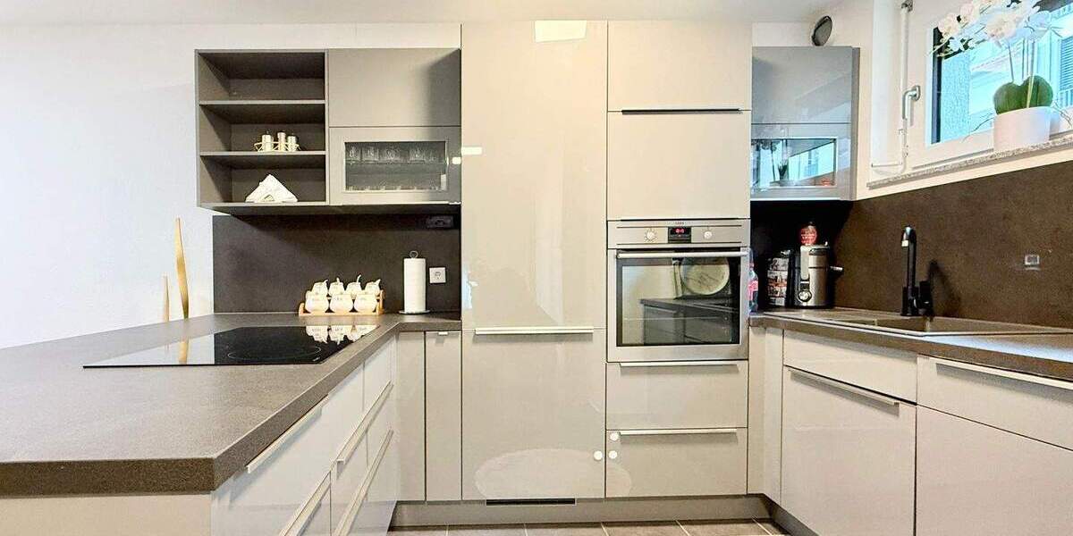 Etagenwohnung Sindelfingen Mitte - 4 Zimmer, 97 m&sup2;, 519.000&euro; | Angebot:24112242